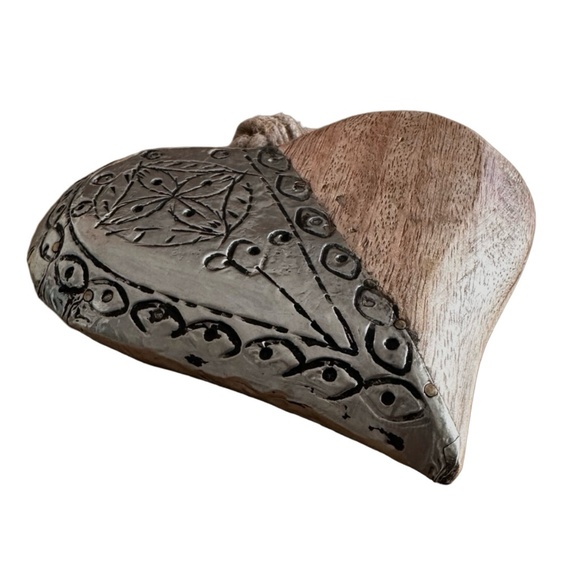 Handmade Heart Shaped Wood & Metal Ornament 4 3/4”x 4 3/4” Home Garden Decor - Picture 4 of 6